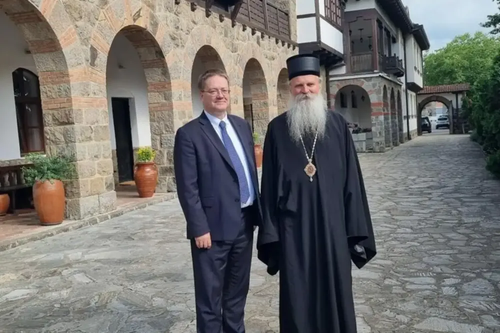 Episkop Teodosije: Optužbe iz Londona pogoršale bezbednost SPC na Kosovu