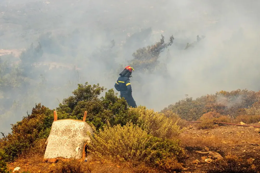 Vatrogasci drže pod kontrolom situaciju u Grčkoj