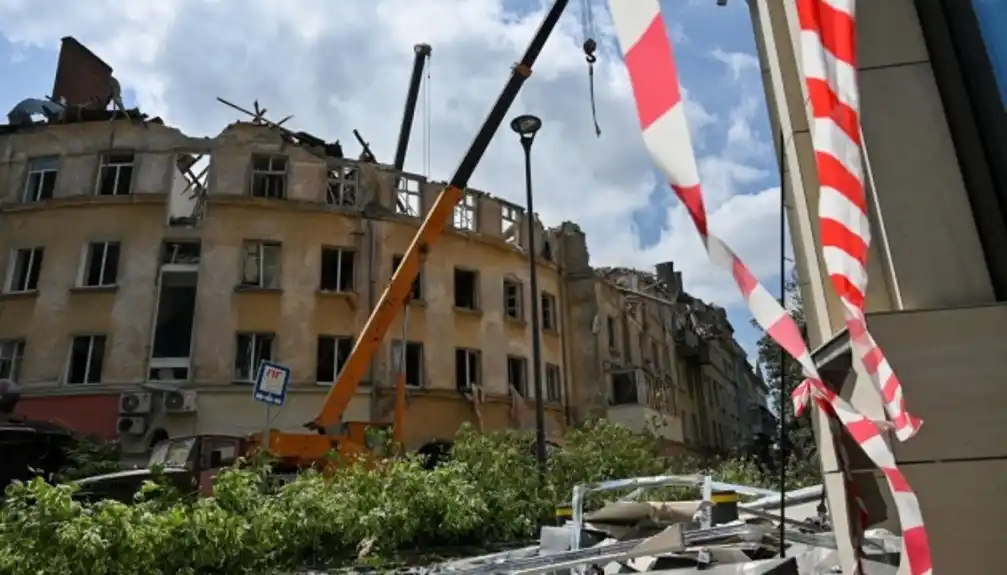 Još jedna žrtva izvučena iz ruševina nakon noćnog napada Rusije na Lavov