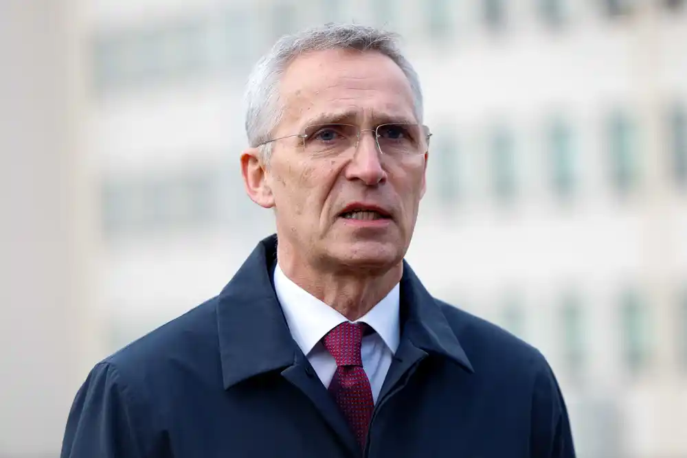 Stoltenberg je najavio učešće Zelenskog na samitu NATO