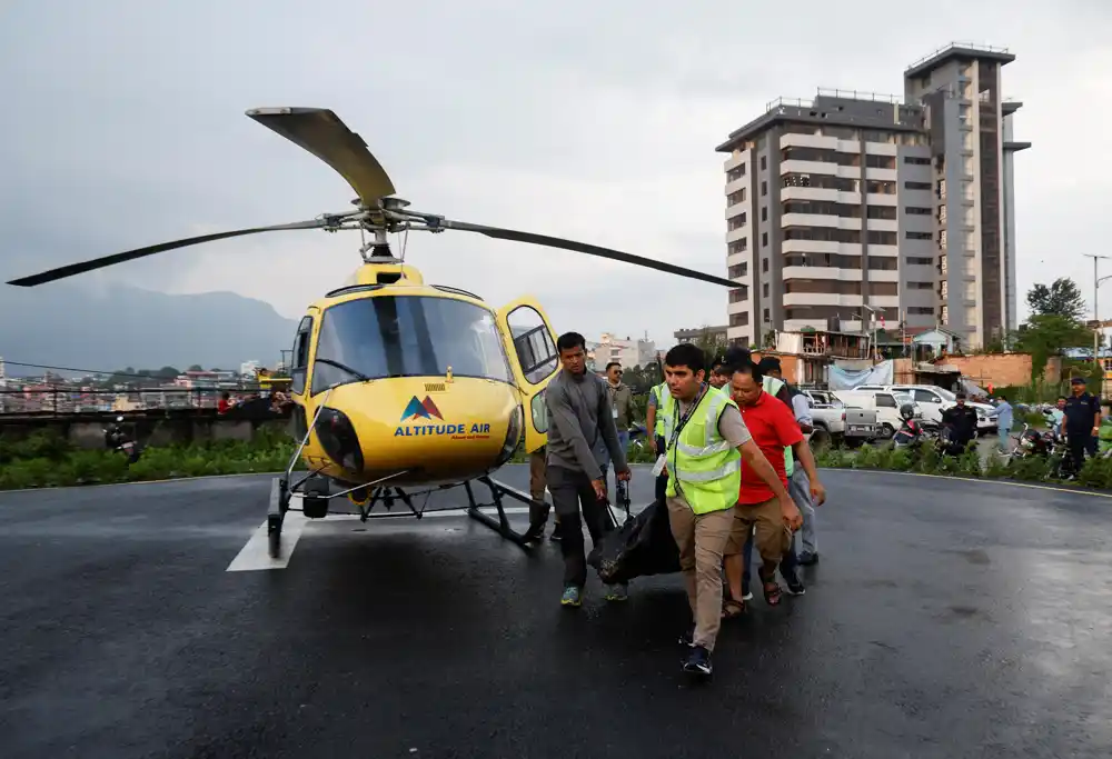 Nepal zabranjuje „nebitne“ letove helikopterima nakon smrtonosne nesreće