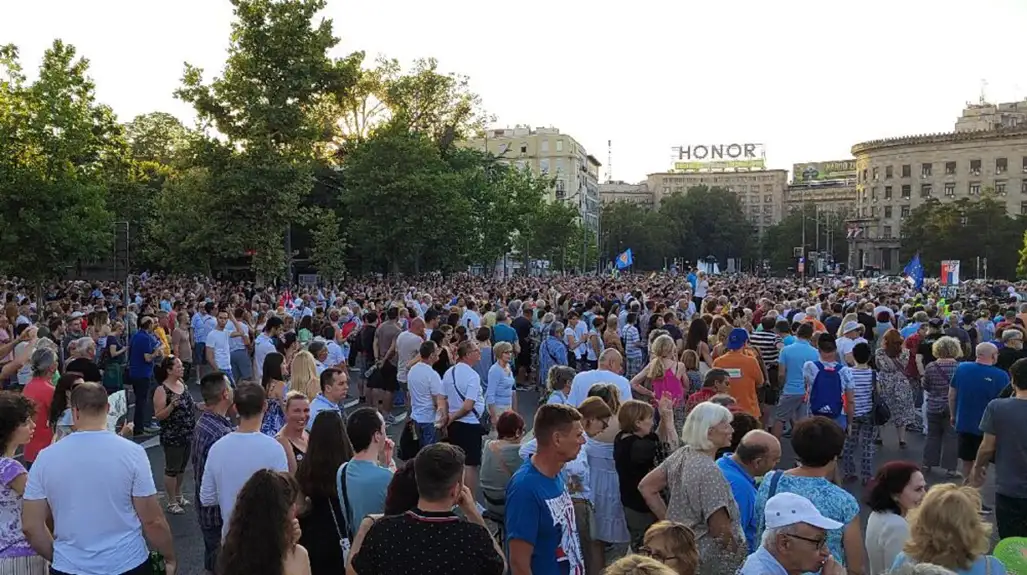Protest „Srbija protiv nasilja“ održan trinaesti put u Beogradu