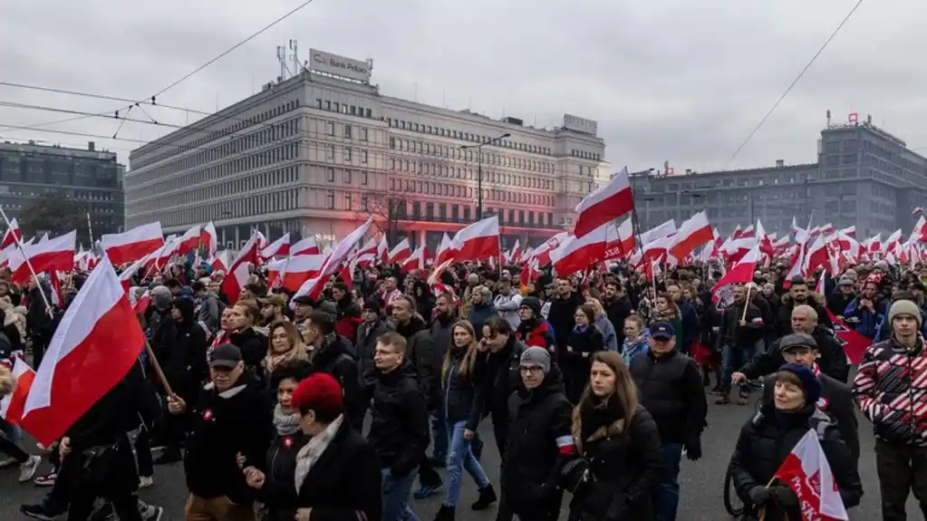 Skoro polovina Poljaka protiv trenutnog članstva Ukrajine u NATO