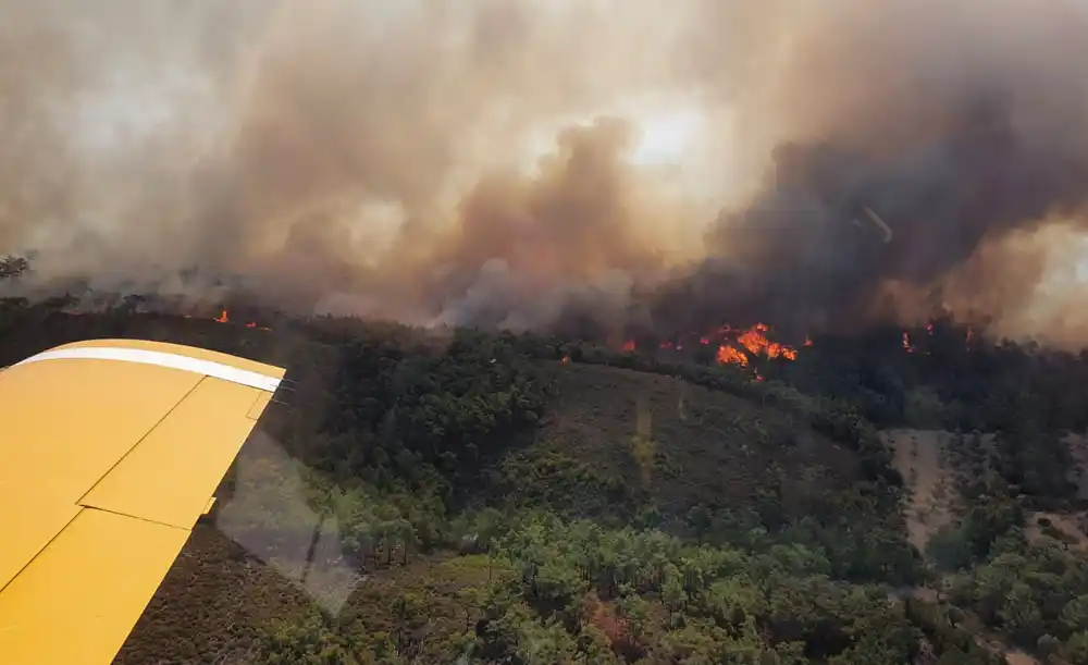 Srušio se avion koji se borio protiv šumskih požara u Grčkoj