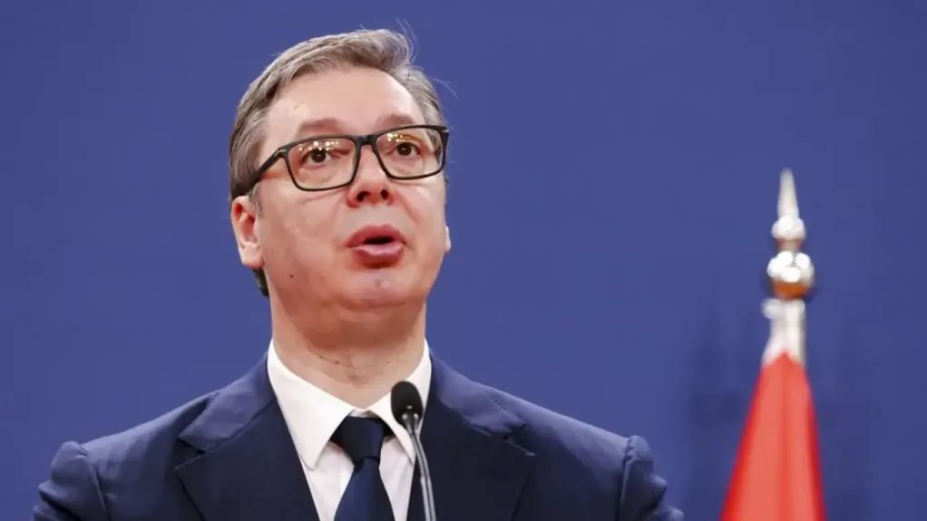Vučić najavio da će lekari opšte prakse odobravati bolovanje do 30 dana
