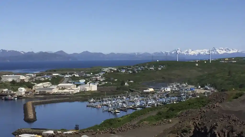 Najmanje 2 zgrade uništene u poplavama u glavnom gradu Aljaske usled ispuštanja vode iz glacijalnog jezera