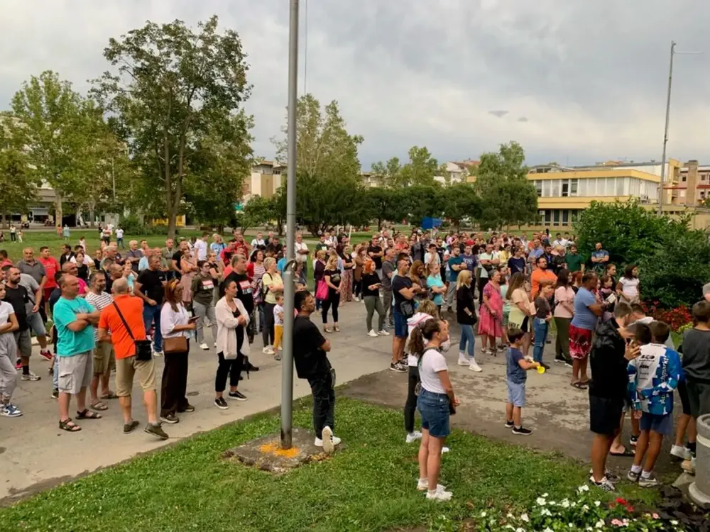 U Bačkoj Palanci predat zahtev za ostavke nadležnih, rok do petka