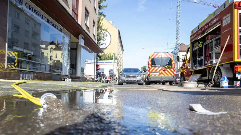 Snažan ciklon donosi orkanske vetrove i poplave severnoj Evropi