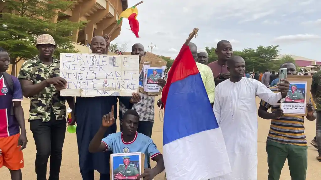 Nigerska vojna hunta se bavi imenovanjem kabineta i odbija razgovore