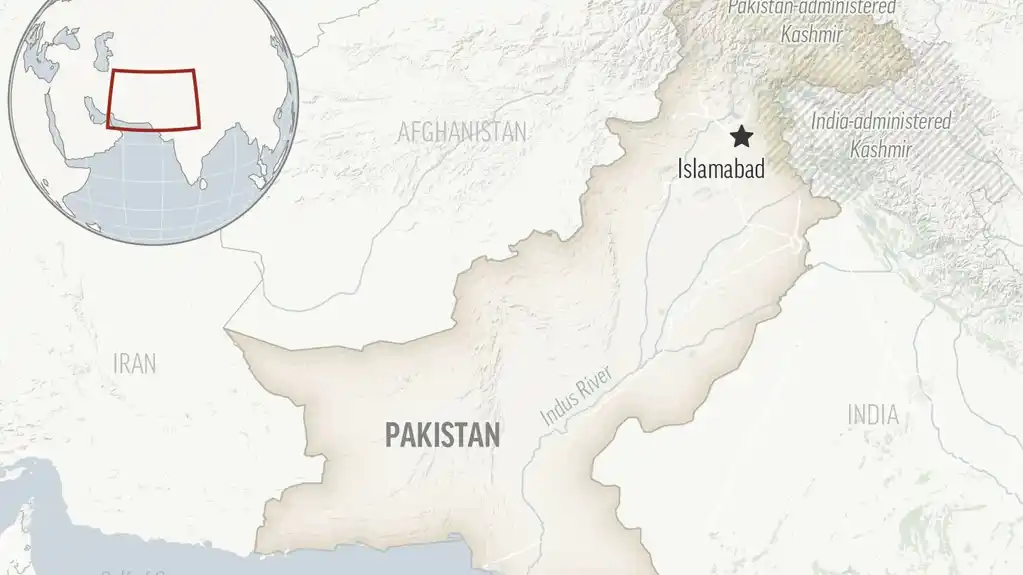 Pakistan ulaže napore da spase 6 dece i 2 muškarca zarobljena u žičari