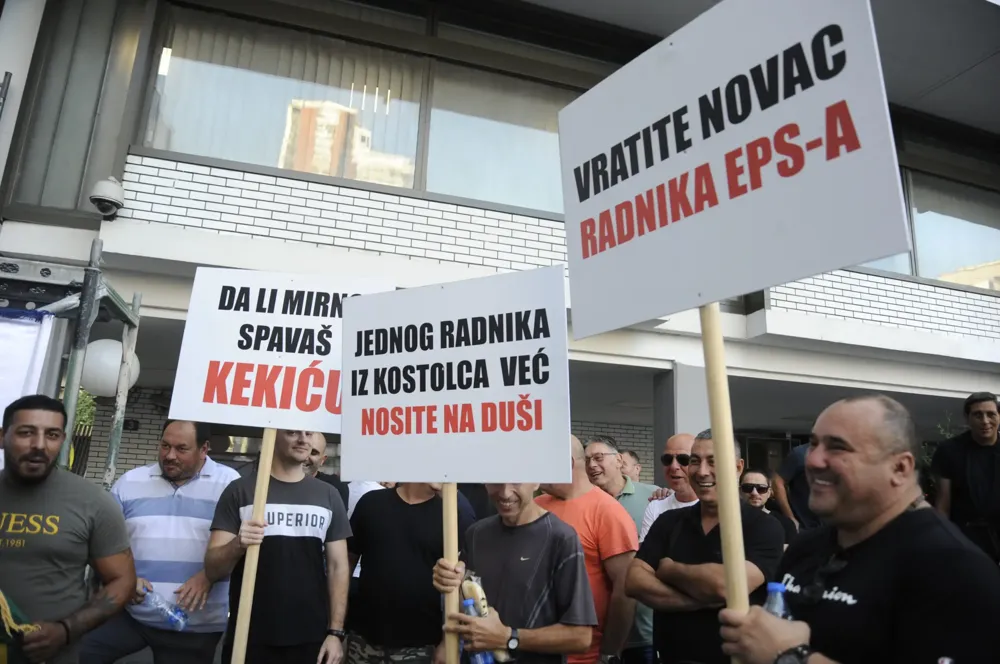 Protest radnika EPS: Zaustavili smo odvoženje uglja ka Obrenovcu