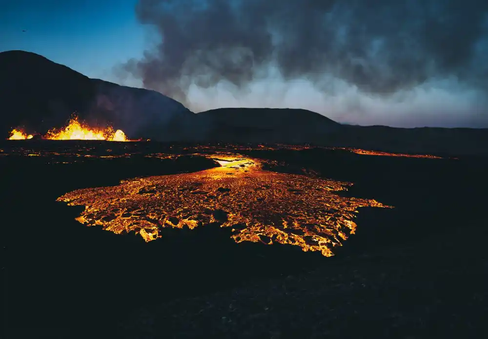Ugljen-dioksid, a ne voda, pokreće eksplozivne bazaltne vulkane