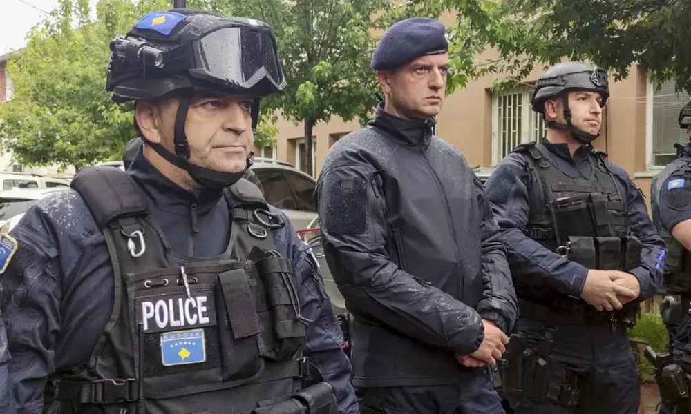 Protest policajaca u Prištini