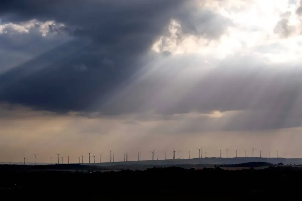 Danas oblačno i svežije, temperatura do 27 stepeni