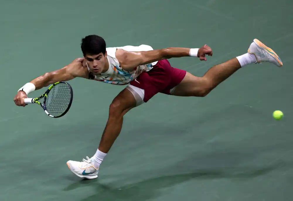 Alkaraz zbog povrede odustao od turnira u Bazelu, Novaku otvoren put ka broju 1 na kraju sezone