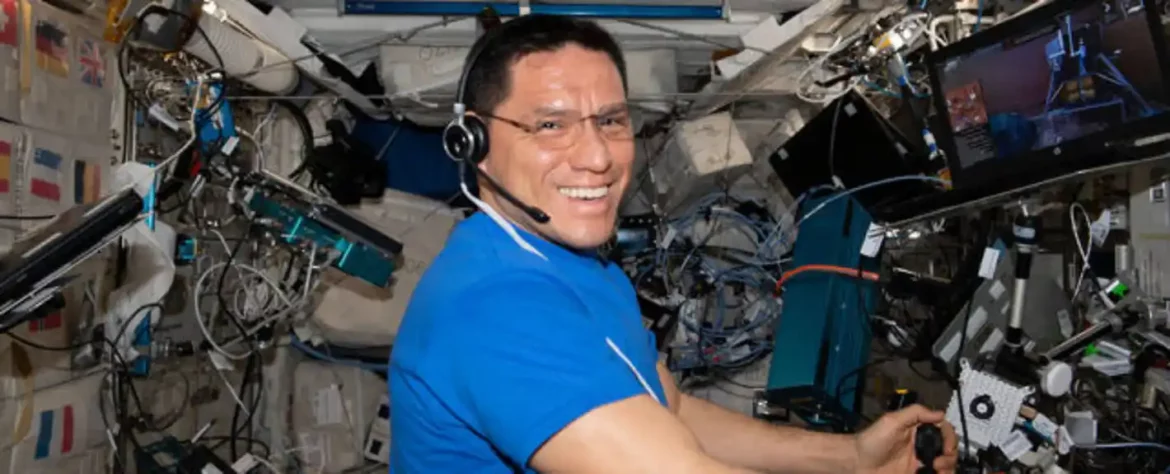 Američki astronaut oborio NASA rekord za najduži pojedinačni let u svemir