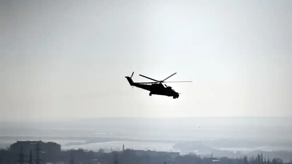 Dva pilota filipinske mornarice su poginula kada se srušio helikopter za obuku