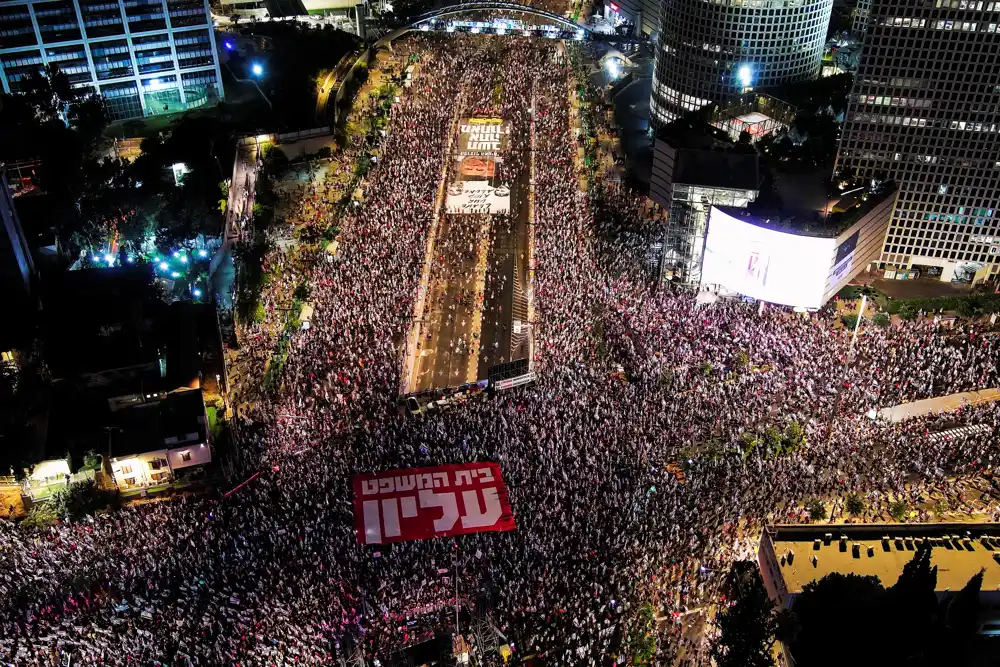 Izraelci protestuju protiv planova za reformu uoči ključne sudske odluke