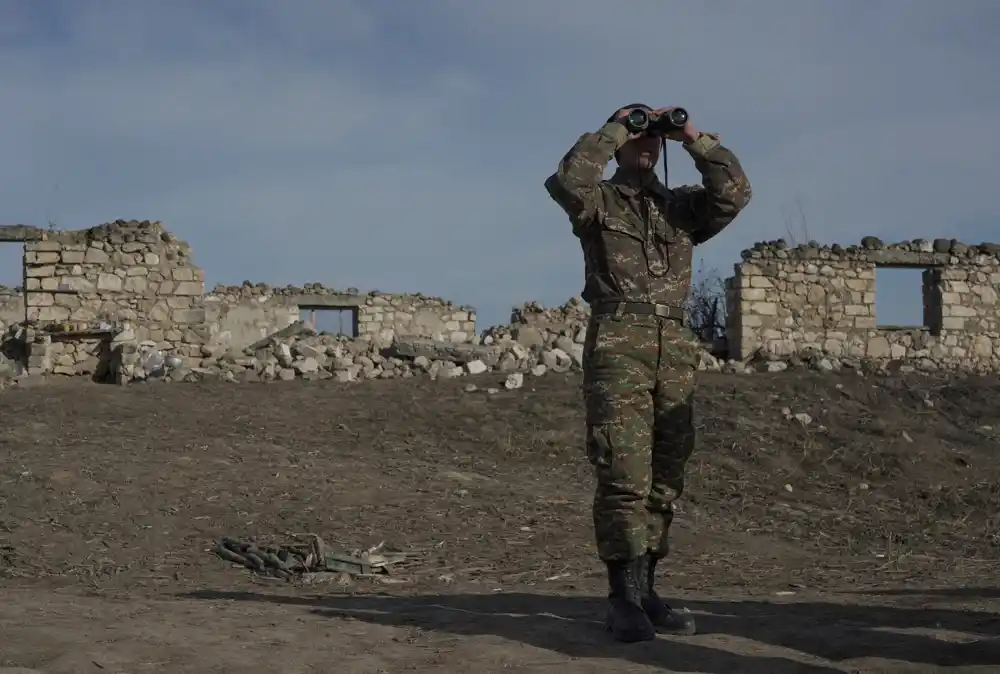 Kremlj: Tenzije u Karabahu rastu, Jermenija upozorava na „kritičnu“ humanitarnu situaciju