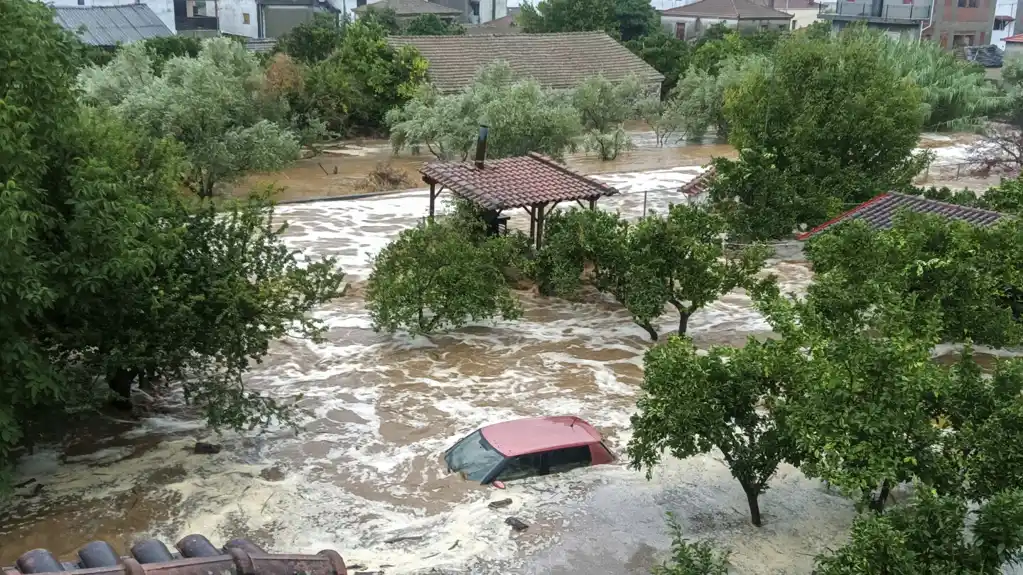 Najmanje 6 ljudi poginulo u jakim kišnim olujama koje su izazvale poplave u Grčkoj, Turskoj i Bugarskoj