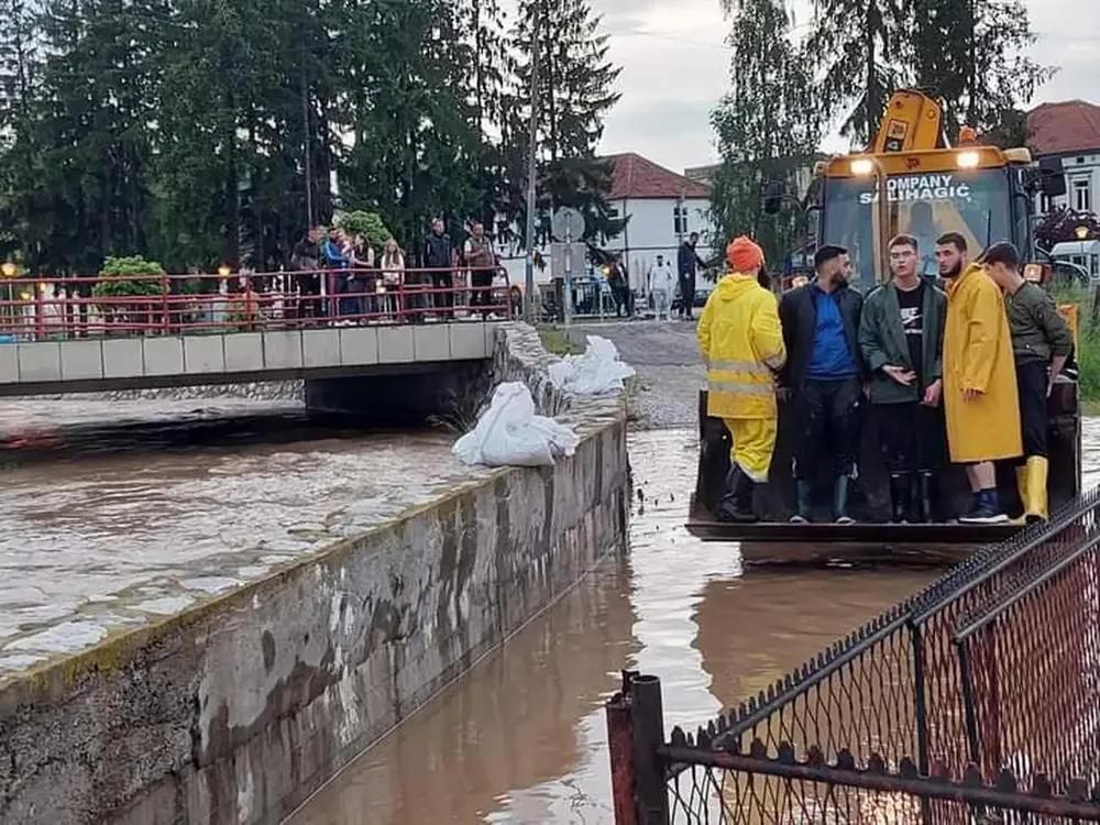 Padavine širom Srbije – u Beogradu palo 60 litara kiše, u Šidu normalizovano snabdevanje strujom