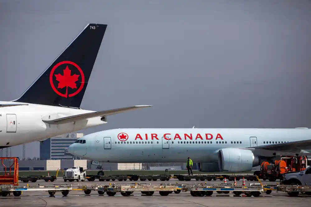 Piloti Er Kanade organizuju proteste u Torontu