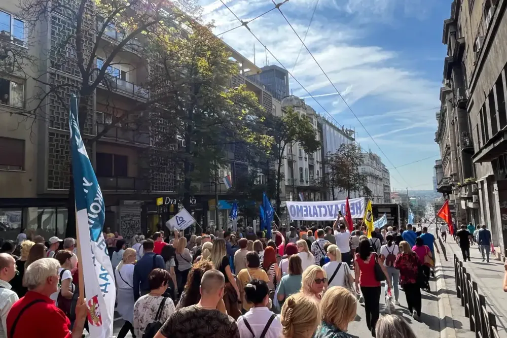 U petak protest u Nišu, u subotu u Beogradu: Građanima se obraćaju političari