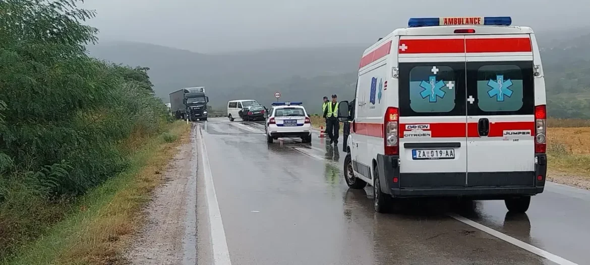 Osam osoba poginulo u tri dana: Tri nesreće zbog vožnje u suprotnom smeru