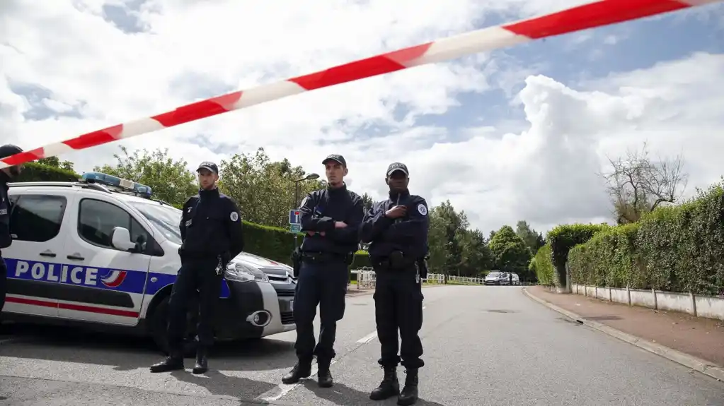 Muškarac osumnjičen je za planiranje terorističkog bombaškog napada u Francuskoj