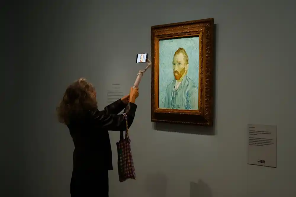 AI Vincent Van Gogh kaže da grešite u vezi njegovog uha