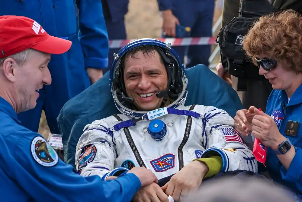 Američki astronaut se navikao na Zemlju nakon što je postavio rekord od 371 dan u svemiru