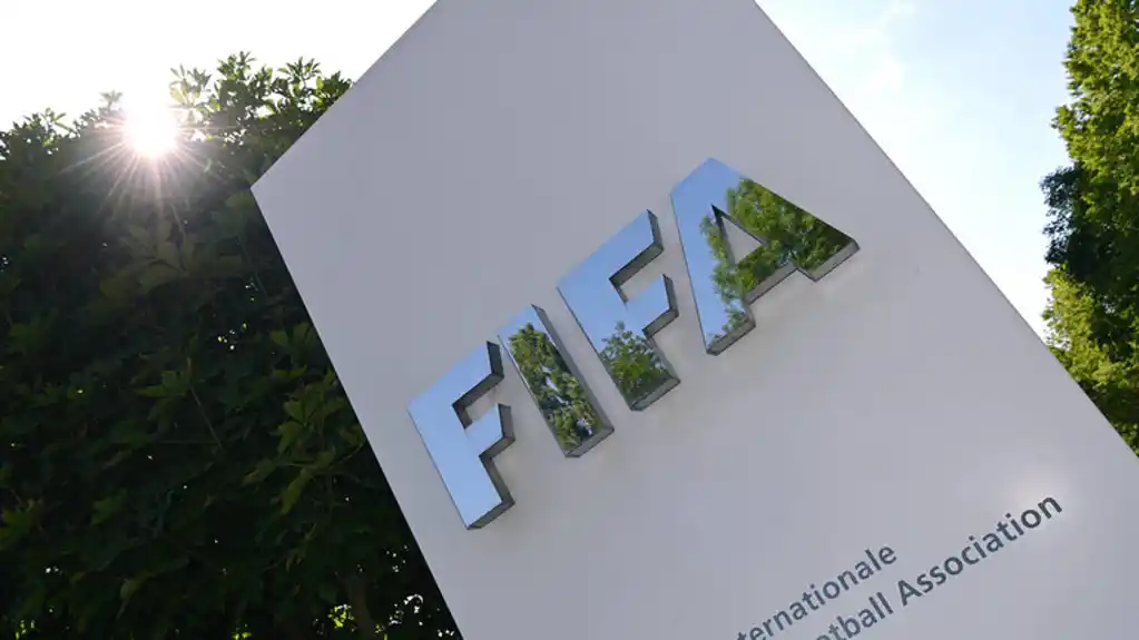 FIFA presuda: Rišairu 418.640 evra od Zvezde