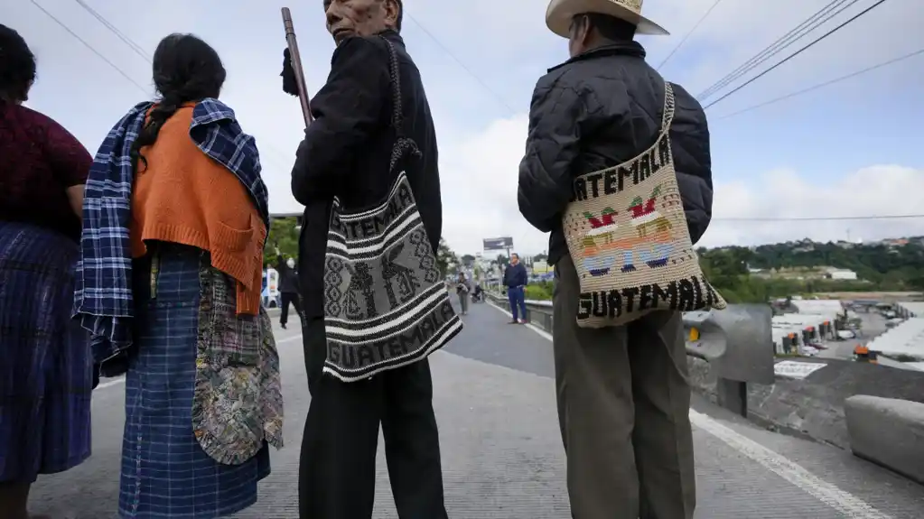 Gvatemalci blokiraju autoputeve širom zemlje u znak protesta zbog tekućih izbornih previranja