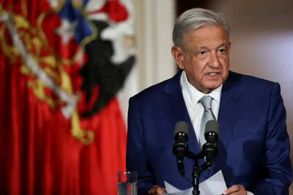 Lopez Obrador: Meksiko će pomoći, obezbediti naftu Kubi