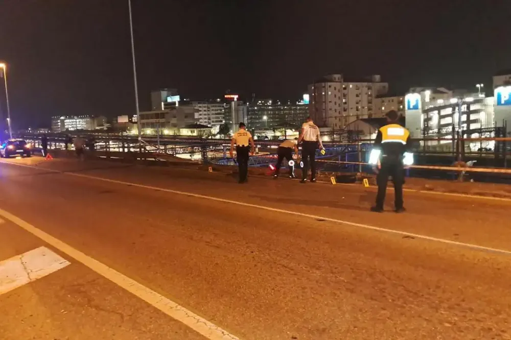 Autobus sleteo sa nadvožnjaka u Veneciji, najmanje 20 stradalih