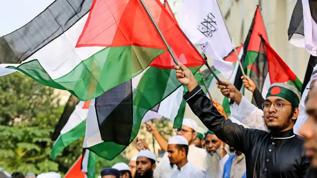 Protesti u Londonu za solidarnost sa Palestincima