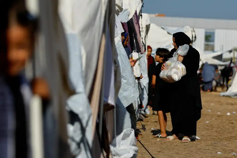 Pariz šalje šatore, lekove u humanitarnoj pošiljci u Gazu