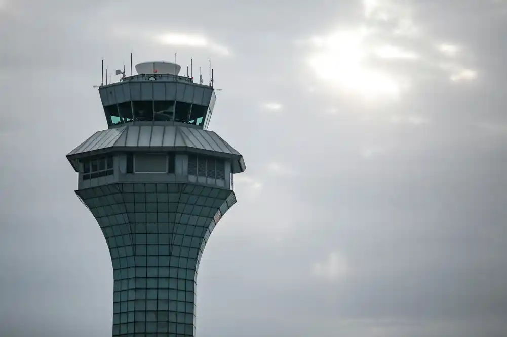 Američka FAA želi da novi avioni sakupe više podataka iz pilotske kabine kako bi pojačali bezbednosne sonde