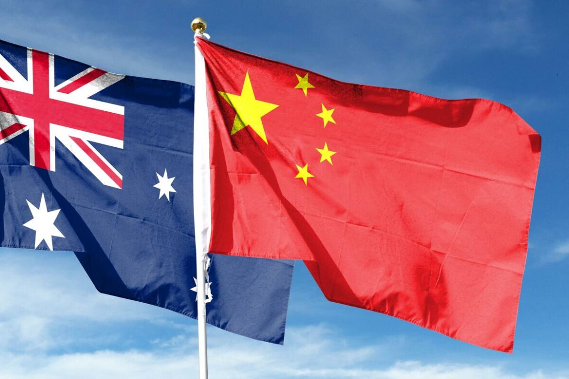 Australija optužila Kinu za povredu ronilaca sonarom