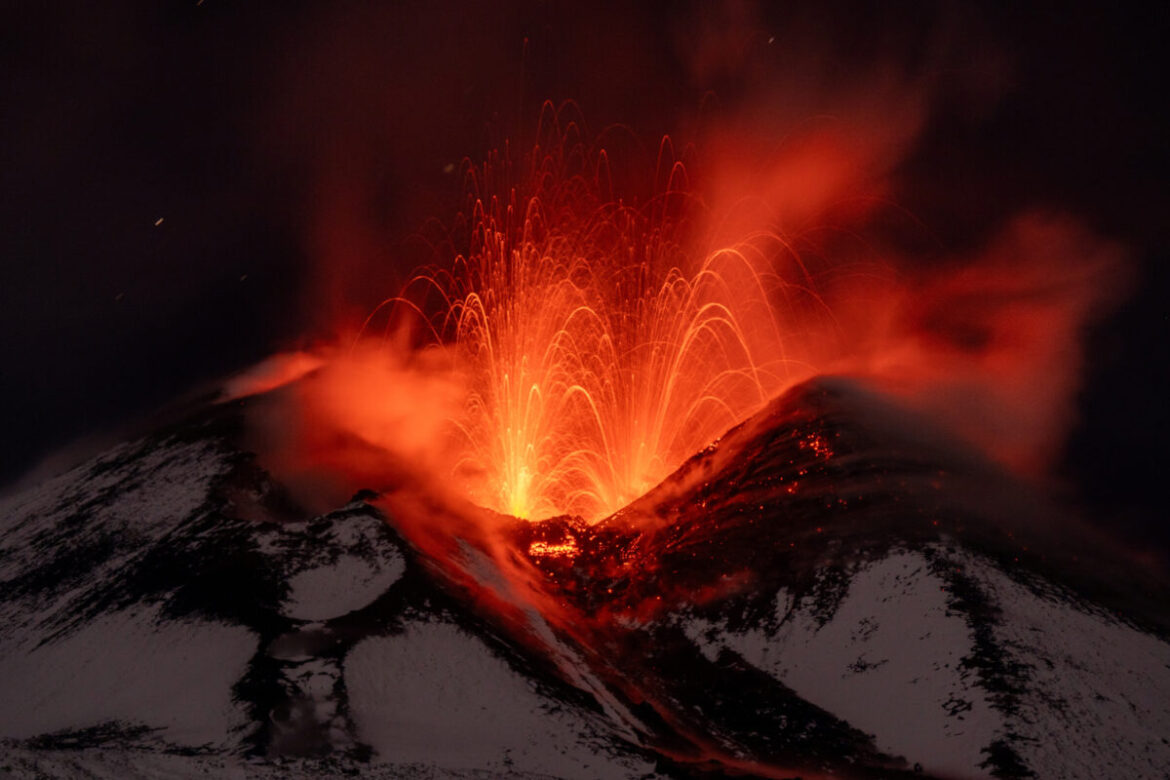 Na Siciliji dogodila se nova erupcija planine Etna