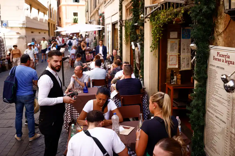 Italijanska vlada želi da smanji račune u restoranima za velike porodice