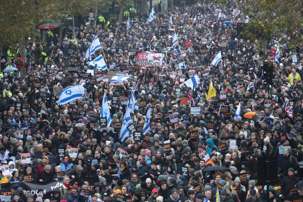 U Briselu i Berlinu hiljade ljudi marširalo protiv antisemitizma