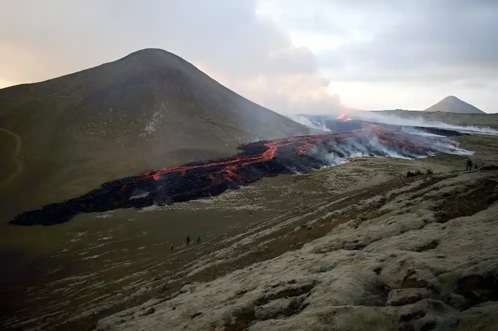 Erupcija vulkana na Islandu: Grindavik u opasnosti, civilna odbrana u pripravnosti