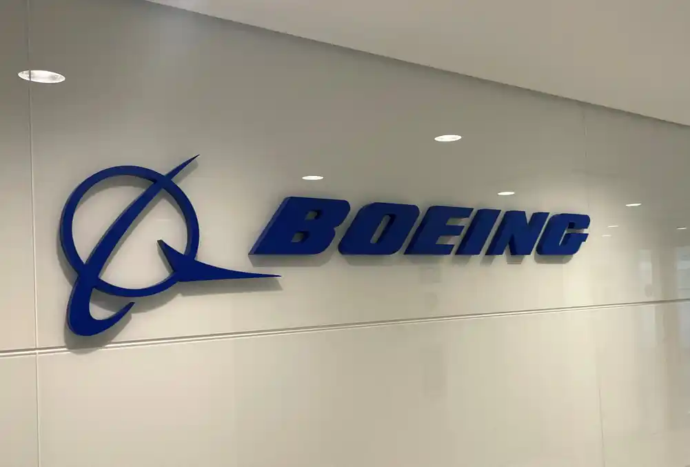 Boeing beleži gubitak od 355 miliona evra u prvom kvartalu 2024., fokus na bezbednosti i poboljšanju proizvodnje