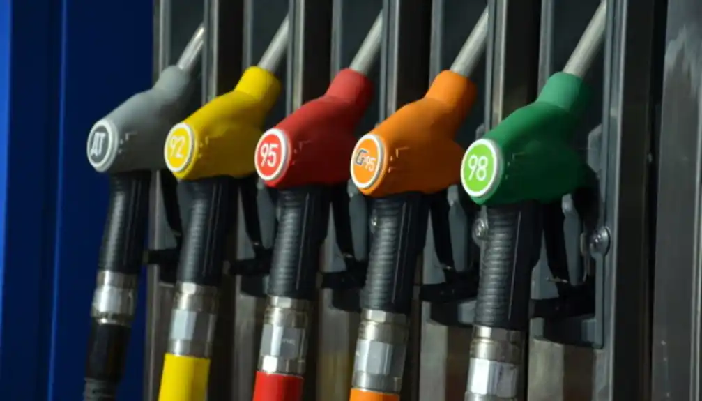 Nove cene goriva: Benzin skuplji dva dinara