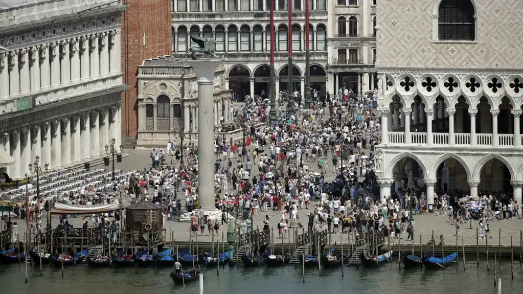 Ograničava se broj turista u Veneciji