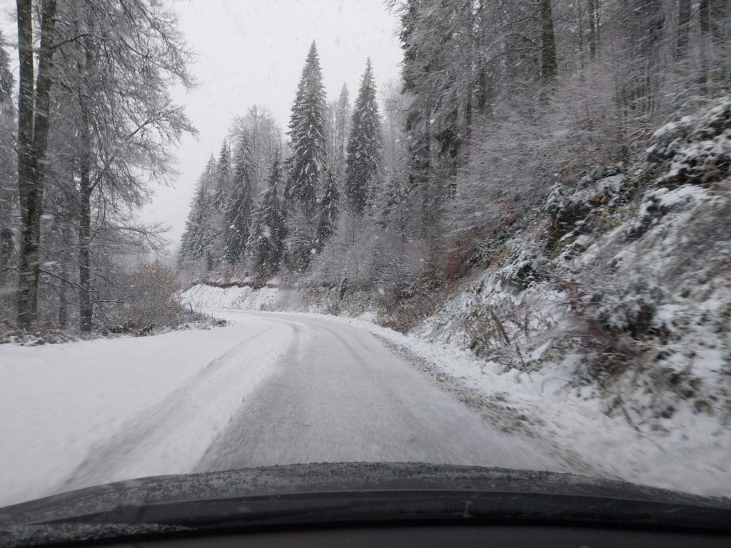 U većini Srbije kiša, u Ivanjici, Novoj Varoši i Sjenici sneg