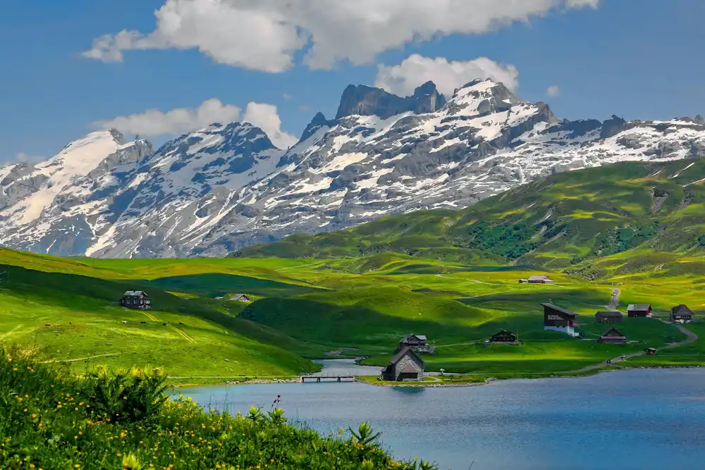 Zašto pirinejska planinska jezera postaju zelena