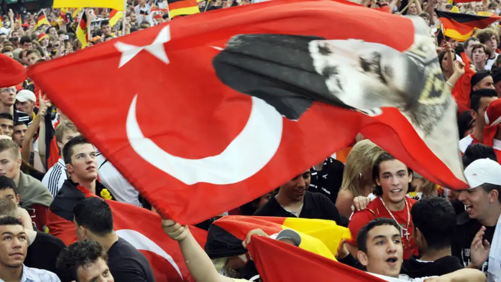 Otkazano finale Turskog Superkupa zbog spora oko Ataturkovih slika na dresovima