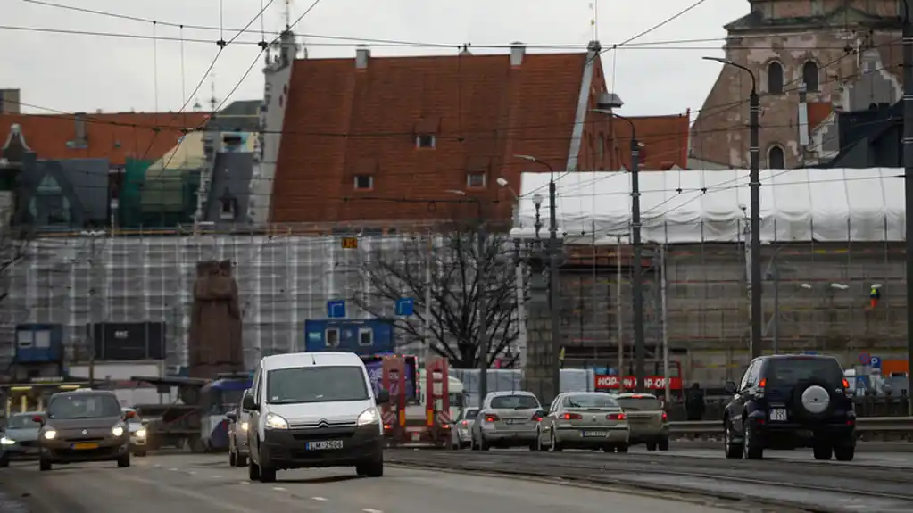 Letonija šalje Kijevu automobile u vrednosti od milion dolara – mediji